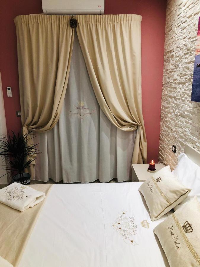Petit Apartment *